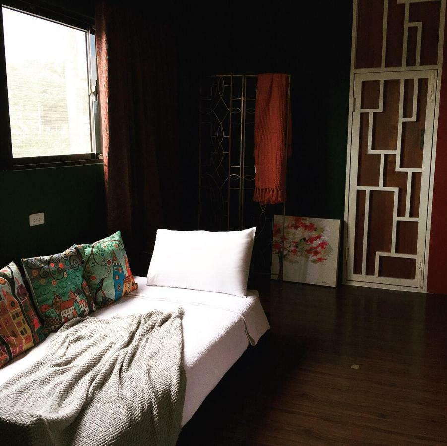 麵包樹舍 Breadfruit B&B กวงฟู ภายนอก รูปภาพ